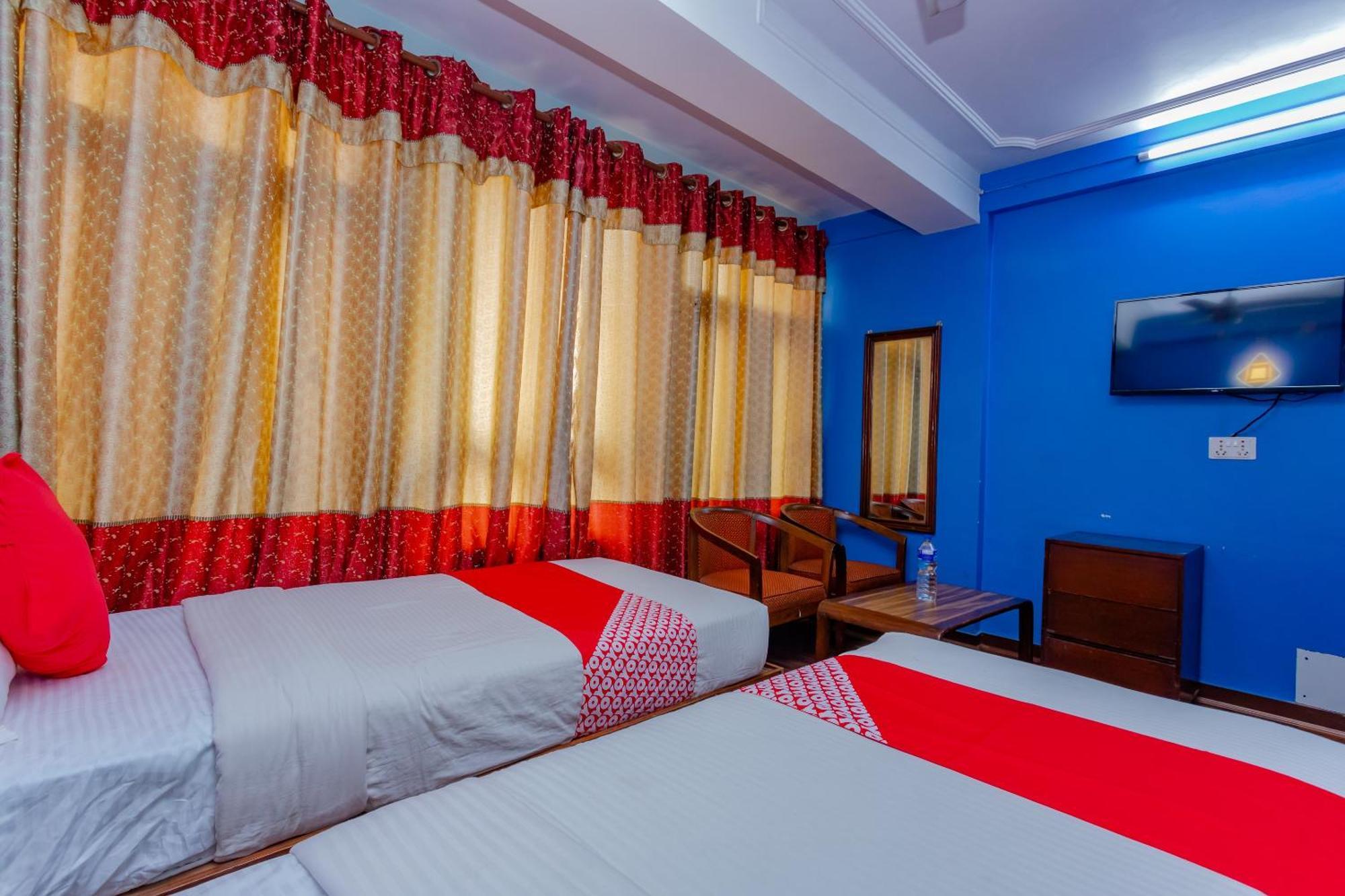 Oyo 795 Hotel Holiday Inn Katmandu Eksteriør billede