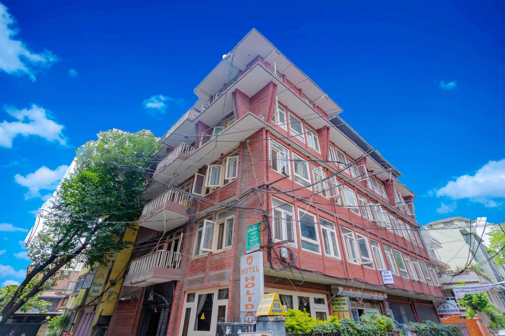 Oyo 795 Hotel Holiday Inn Katmandu Eksteriør billede